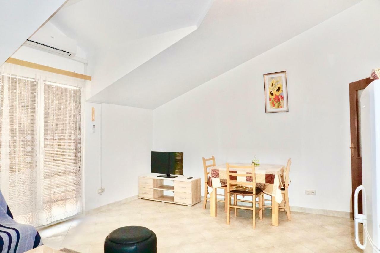 Rosette Apartment Сегет-Враниця Екстер'єр фото